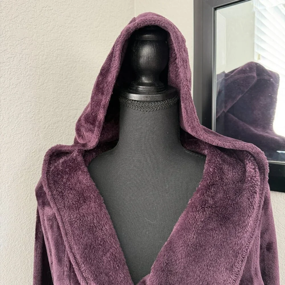 UGG Miranda Plush Belted Short Hooded Robe Port Purple XS